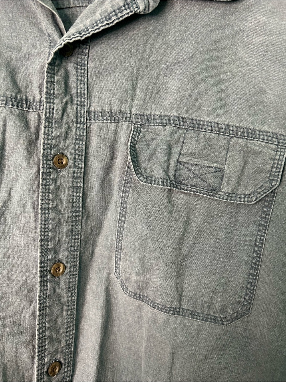 RedHead Men's Light Blue Casual Button-Down Shirt with Chest Pockets - Picture 3 of 6